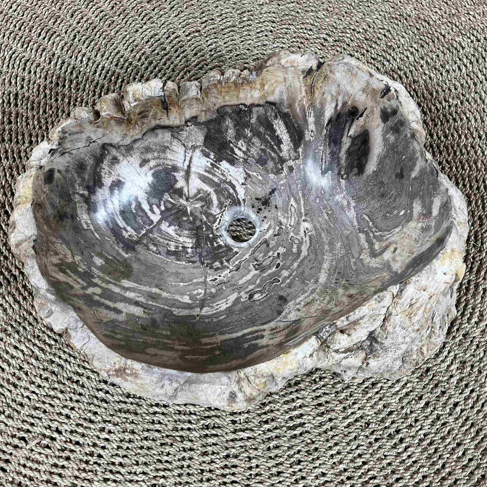 Cuba de Madeira Fossilizada 63x17x48 cm - IndoBali