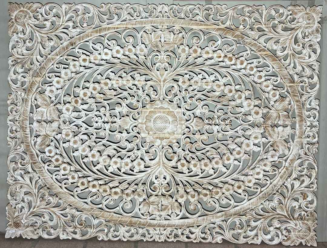 Painel de Mandalas Entalhado em Madeira Teca - Patinado Branco 160x200cm