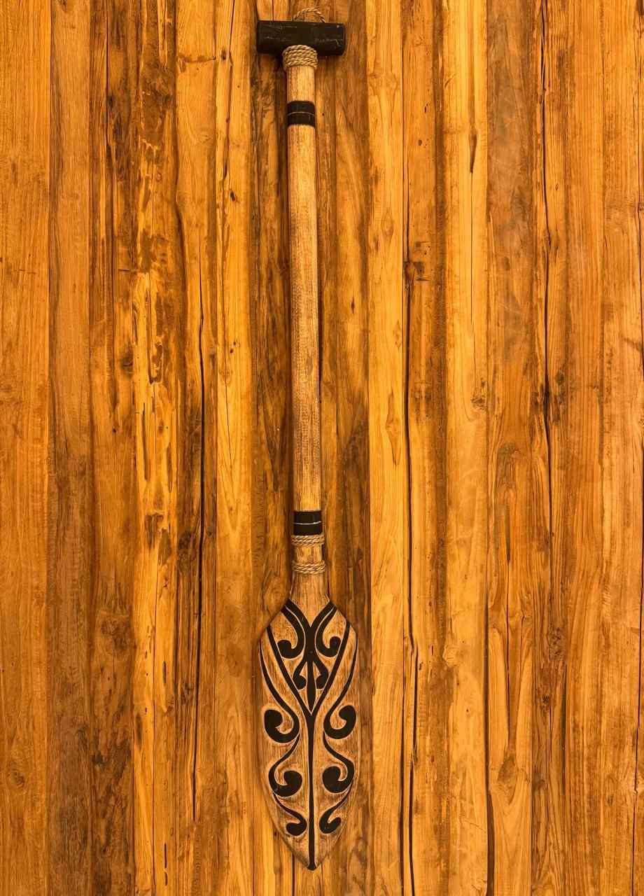 Remo Tribal com Ponta 1,2m - Marrom com Preto