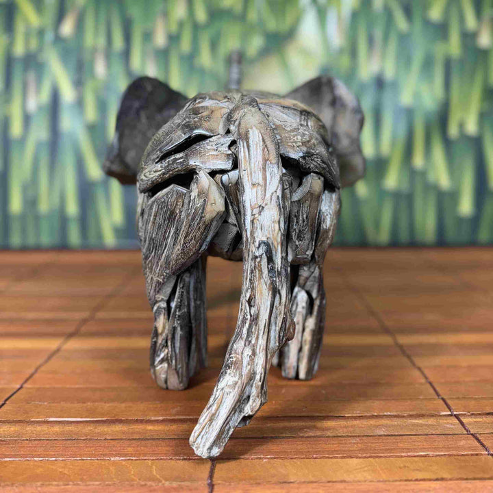 Elefante Lascas Esculpidas em Madeira Patinada Marrom