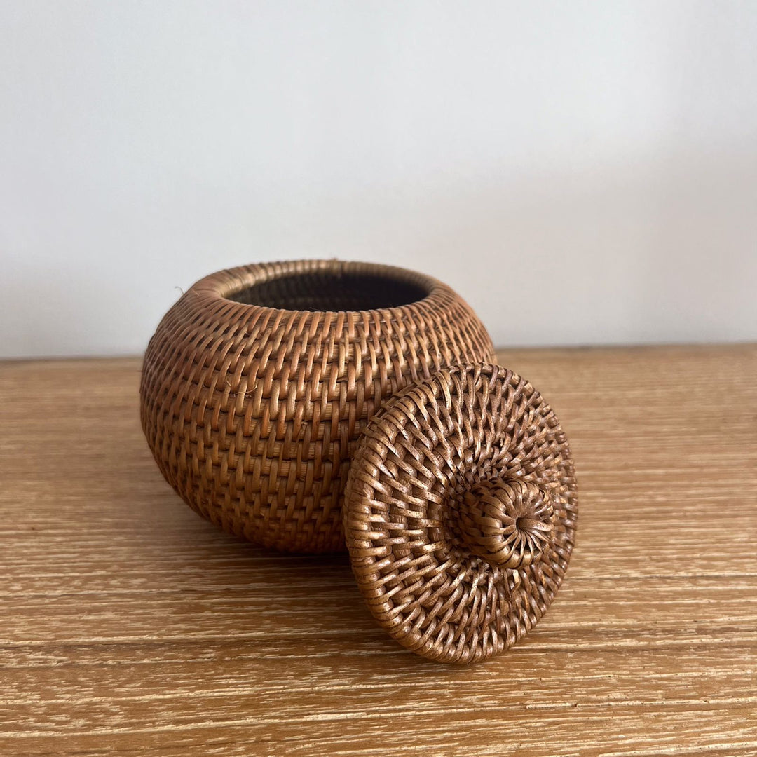 Cestinha de Rattan com Tampa Grass - IndoBali