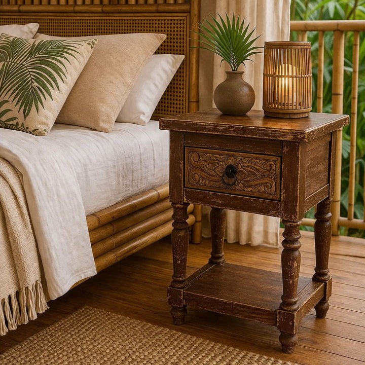 Mesa de Cabeceira Prateleira e Gaveta - Madeira Teca