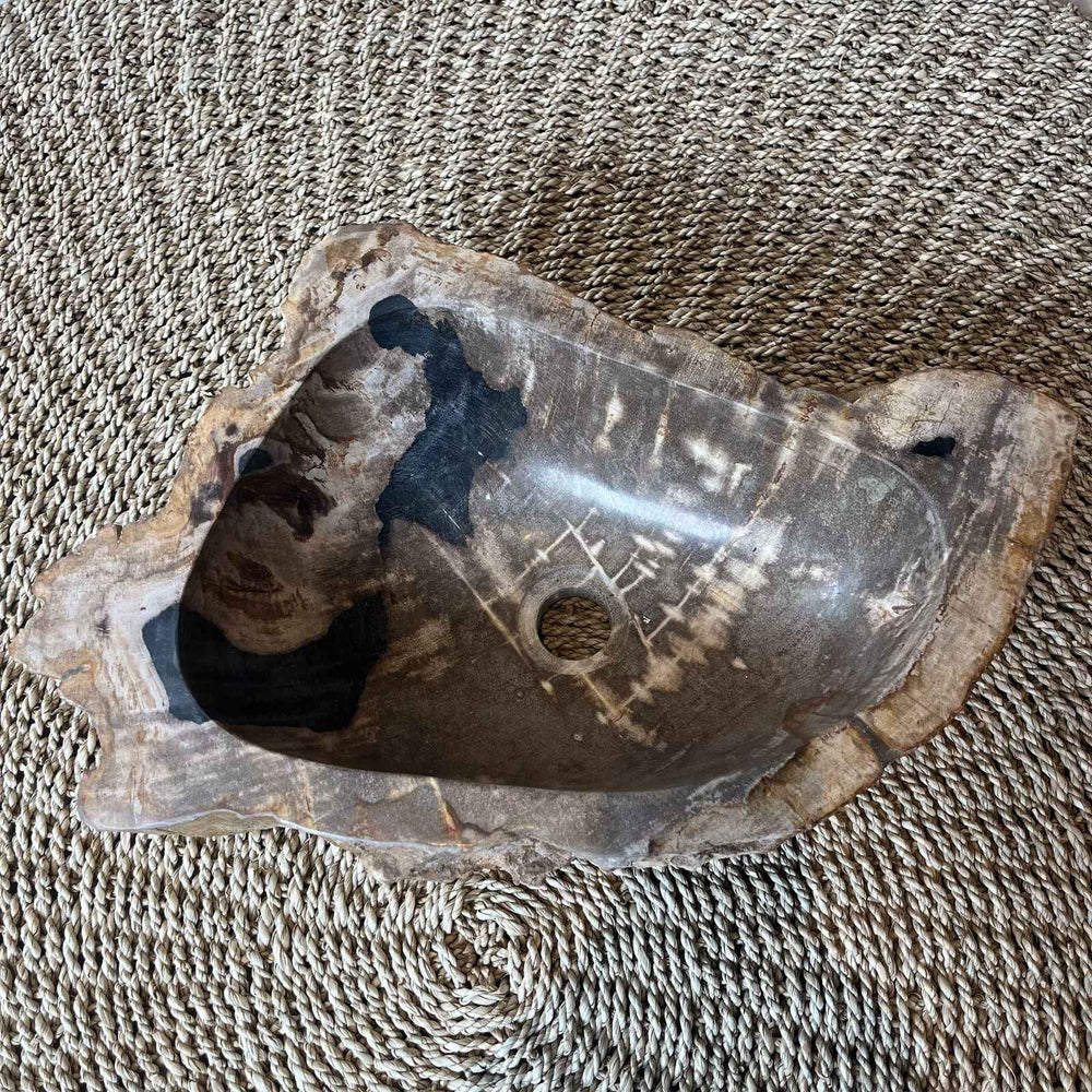 Cuba de Madeira Fossilizada 52x15x34 cm